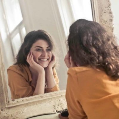 photo-of-woman-looking-at-the-mirror-774866-scaled-e1583918212770.jpg
